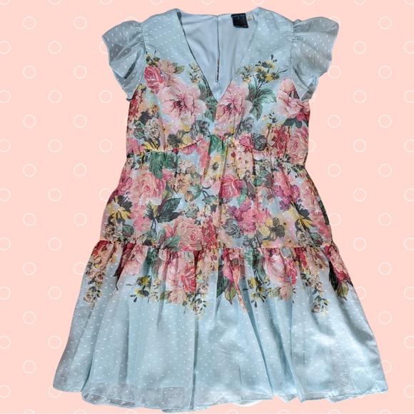 Gabby Skye Dress Size 12. Floral - Picture 2 of 7